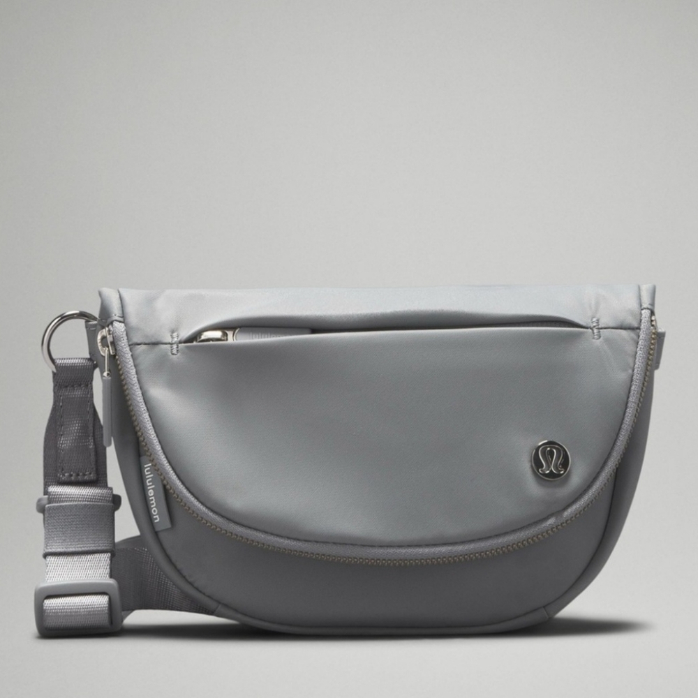 Lululemon All night festival bag micro 2L